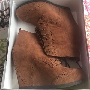 Wedge booties